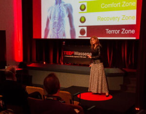 Anneke Brouwer Stemprofessional & Sprekerscoach | Public Speaking Coach & Executive Voice Expert TEDxWassenaar